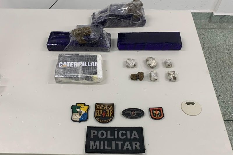 Polícia Militar apreende cerca de 4 kg de drogas na capital