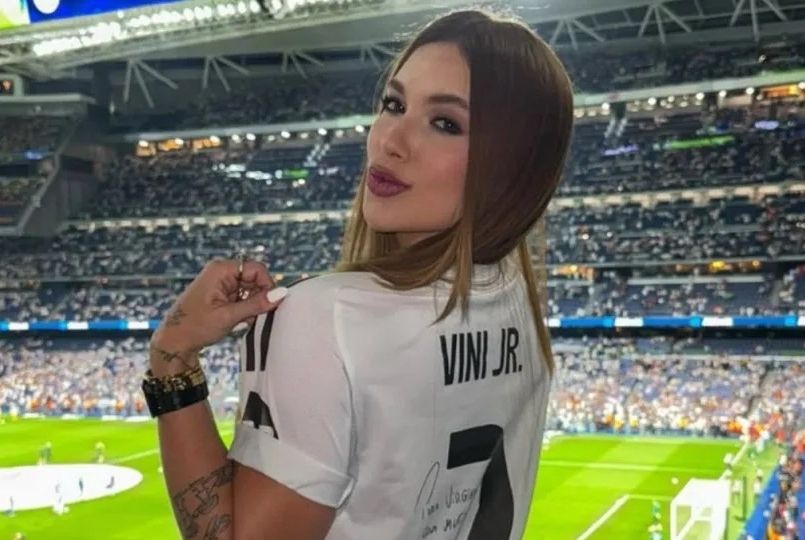 Vini Jr. marca dois gols com Virginia Fonseca na arquibancada