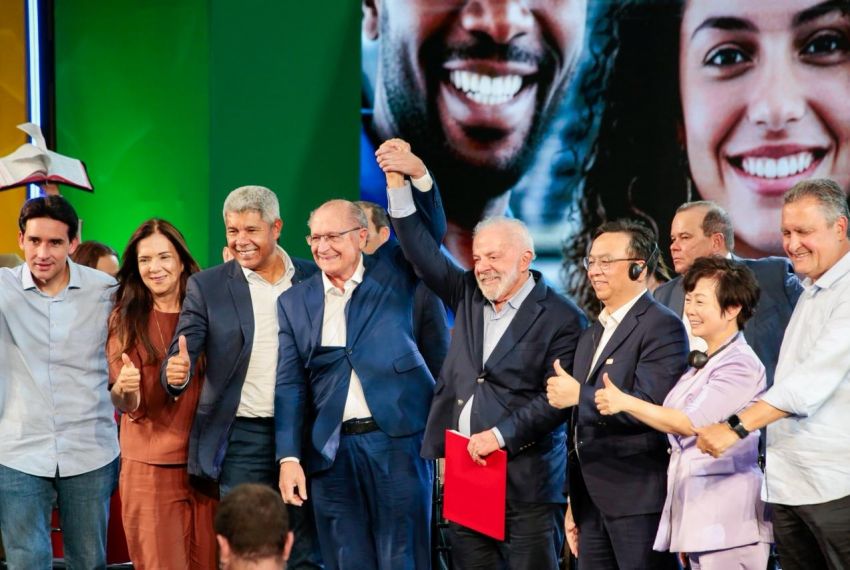 Presidente Lula anuncia retomada das operações da Fafen em Sergipe
