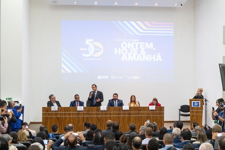 Fundat participa de comemoração dos 50 anos do Sine
