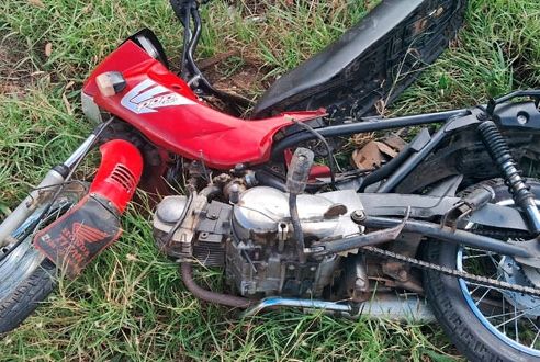 Colisão entre veículos deixa uma pessoa morta em Canindé de São Francisco