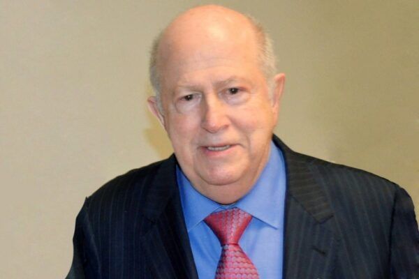 Albano Franco receberá Medalha de Direitos Humanos