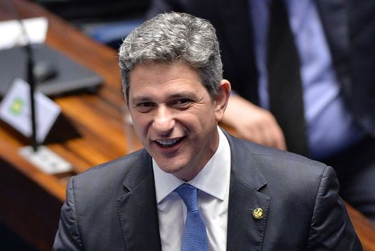 Senador Rogério Carvalho recebe apoio do prefeito de Muribeca