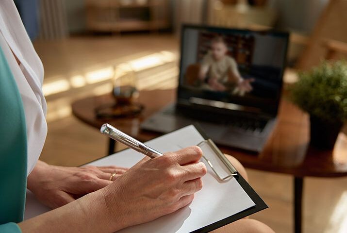 Terapia online: desafios e possibilidades na prática clínica