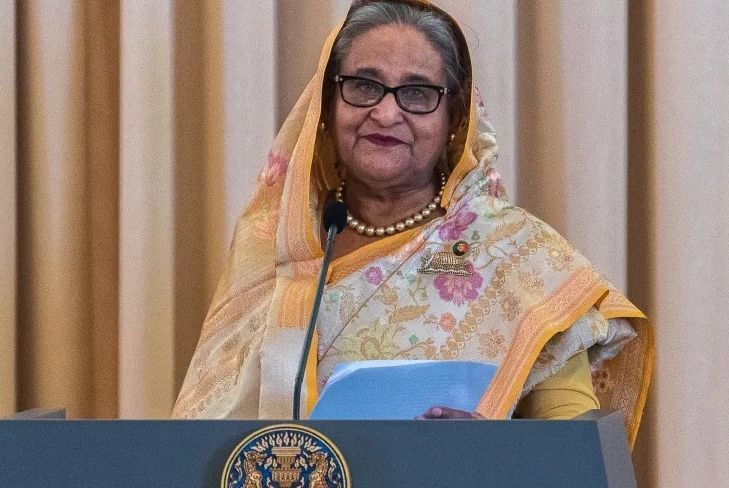 Sheikh Hasina, ex-premiê de Bangladesh, é condenada à pena de morte