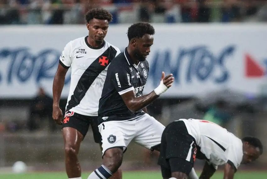 Após atraso devido à chuva, Remo e Vasco empatam pelo Brasileirão