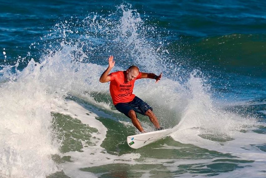 Aracaju recebe surfistas para a disputa do Campeonato Brasileiro Master