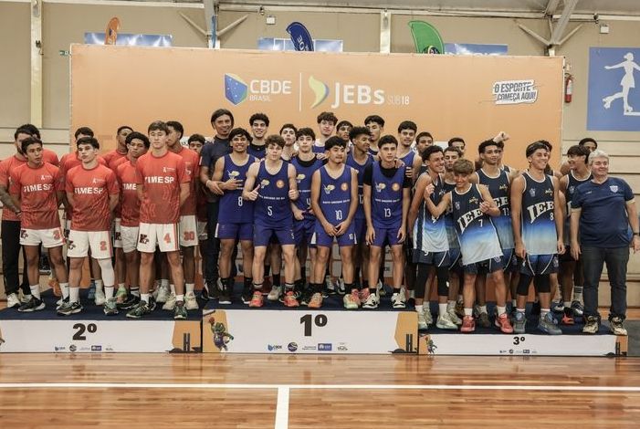 Projeto que Oscar Schmidt viabilizou vence torneio escolar nacional