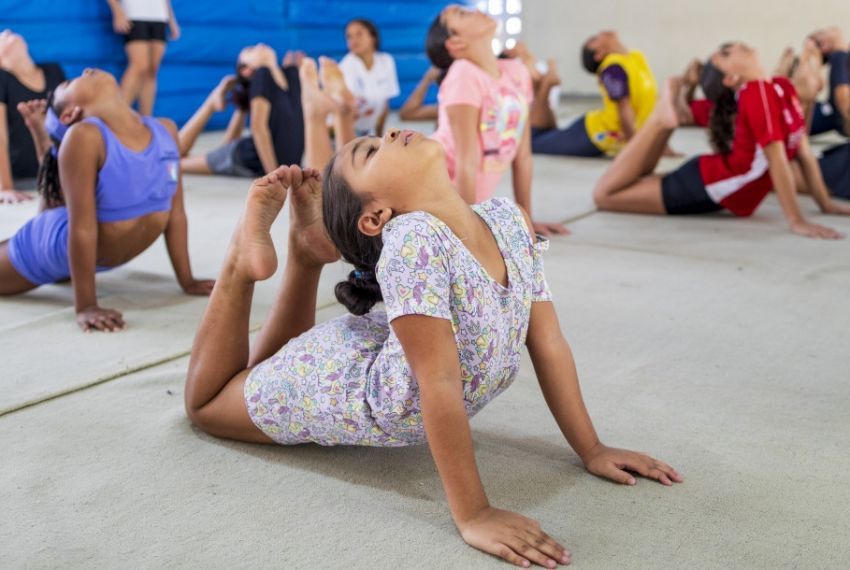 Governo assina termo para implantação da primeira Escola de Esportes