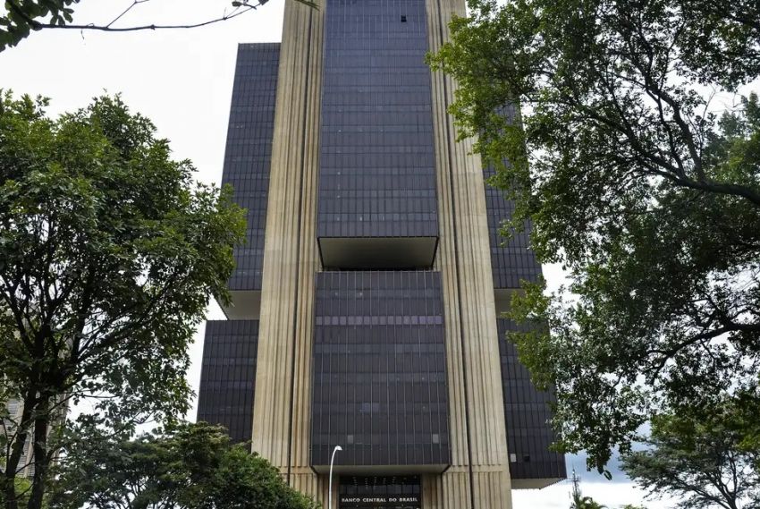 Banco Central reduz juros básicos para 14,5% ao ano