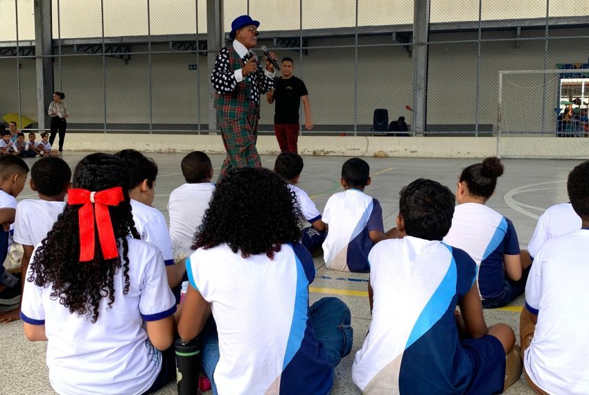 Prefeitura leva projeto 'A Escola vai ao Circo' para rede de ensino