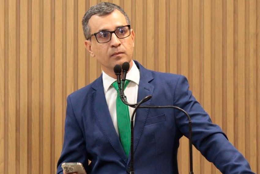Vereador Lúcio Flávio renuncia ao comando do PL
