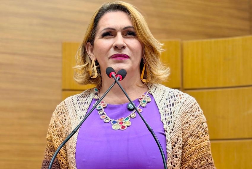 Linda Brasil expõe precariedade em escolas dos municípios de Estância e Capela
