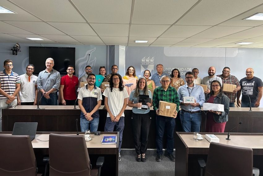 UFS transforma TVs Box em mini computadores para projetos sociais