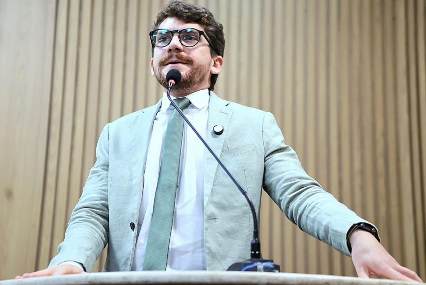 “As mangabeiras estão sendo devastadas pela especulação imobiliária”