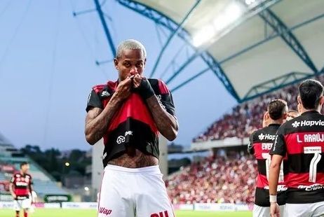 Flamengo vence o Benfica e conquista o Troféu do Algarve