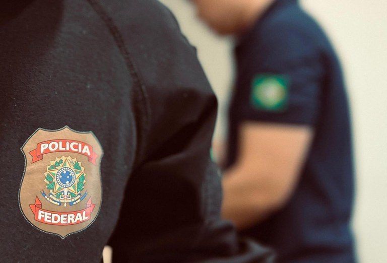 PF apreende eletrônicos em operação contra abuso infantil