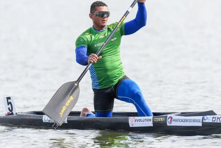 Isaquias Queiroz é campeão mundial no C1 500m na Polônia