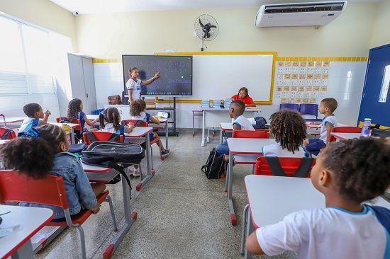 Aracaju fará convocação dos professores aprovados