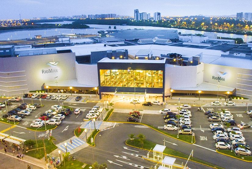 Shoppings RioMar Aracaju e Jardins funcionam em horário diferenciado