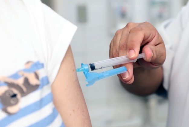 Apenas 43,2% das crianças se vacinaram contra a gripe