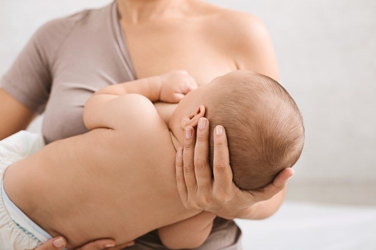 Amamentar mais de um ano reduz risco de câncer de mama