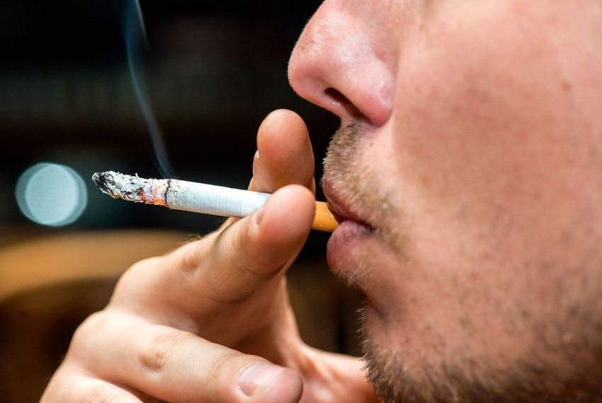 Decreto aumenta imposto sobre cigarro e eleva preço mínimo