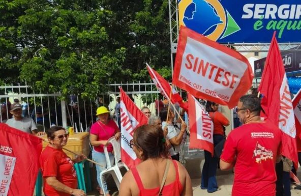 Professores mantêm a greve, apesar da decisão da Justiça