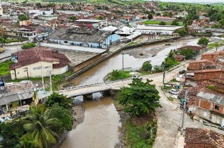 Dez municípios ainda não criaram a comissão de transição, diz TCE