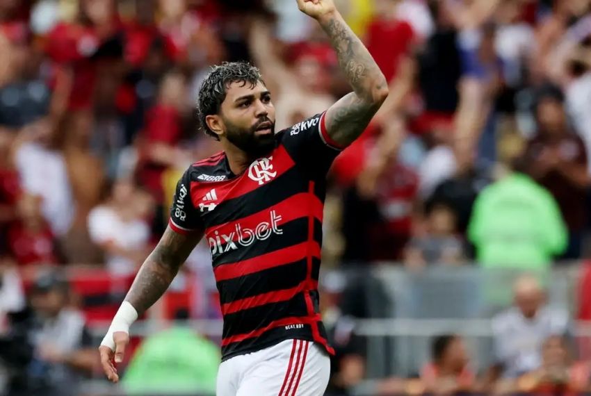 Flamengo faz 3 a 1 no Atlético-MG em 1º jogo da final