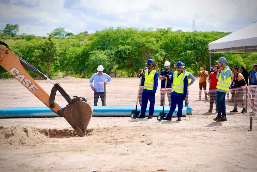 Nova obra é iniciada para a implantação da Adutora do Curralinho