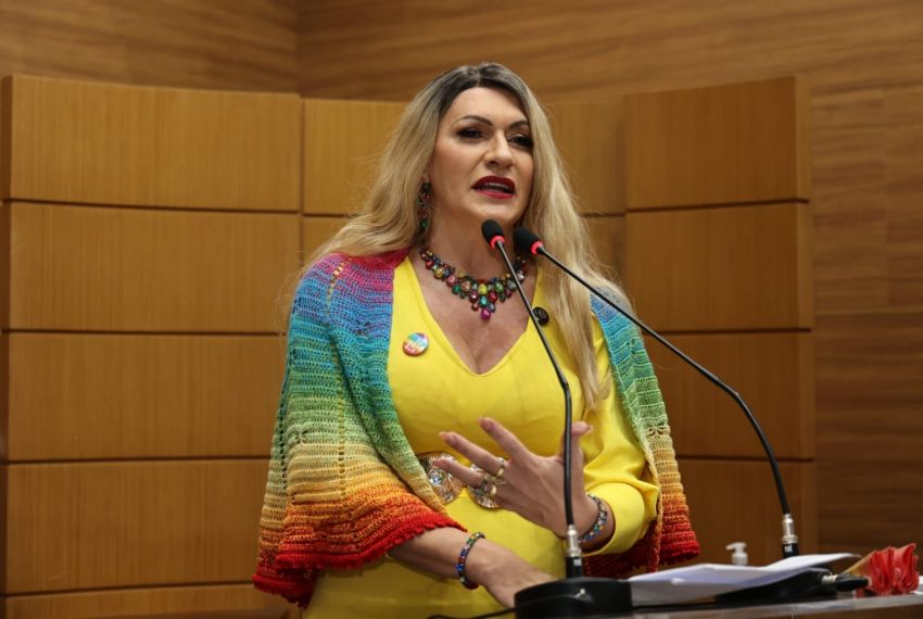 Linda Brasil destaca necessidade do combate à LGBTQIA+fobia