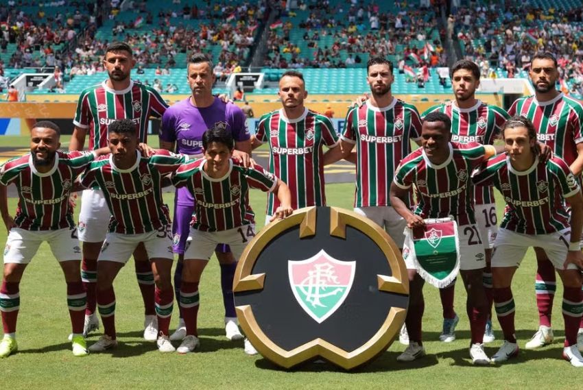 Fluminense sofre, segura o empate e vai às oitavas