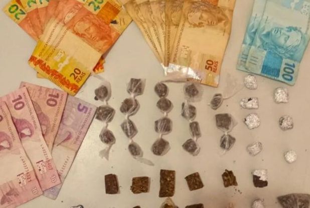 PM prende suspeito de tráfico em Santo Amaro das Brotas.