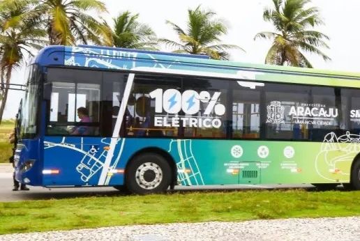 Ônibus elétricos entram em circulação em Aracaju
