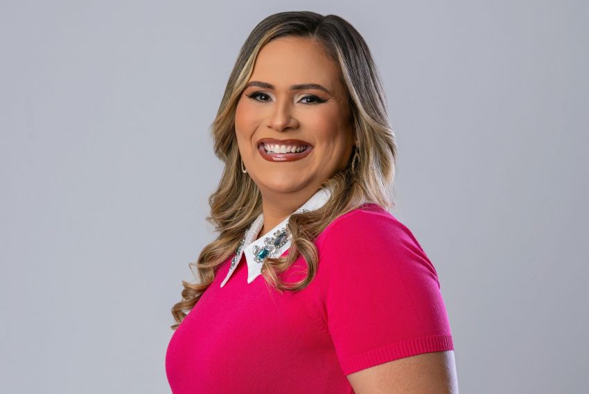 Cantora e jornalista Maraisa Figueiredo no Na Real