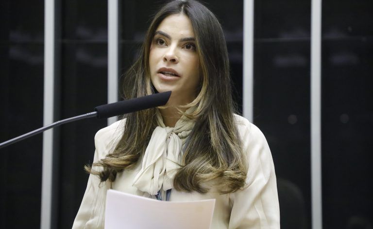 Yandra destaca avanço da Adutora do Leite em Sergipe