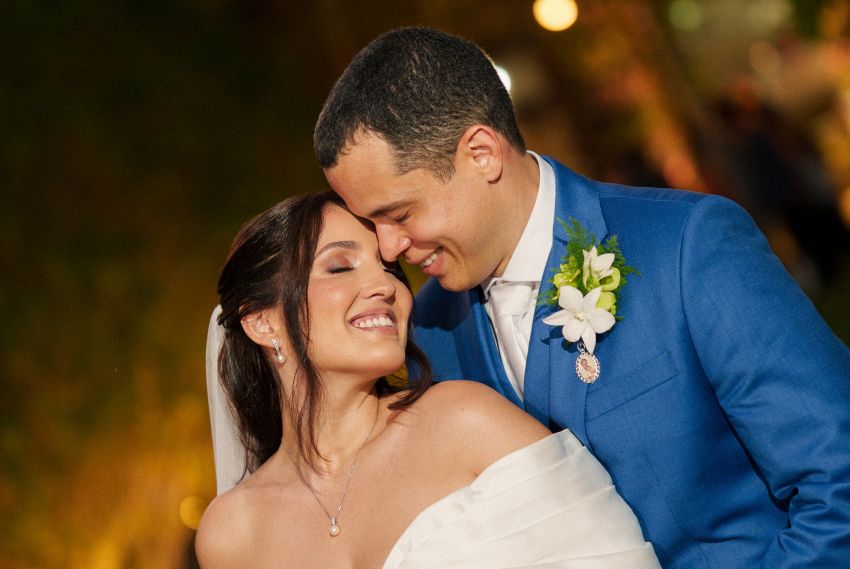 Yasmin & Caio celebram o amor em um casamento elegante