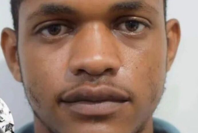 Suspeito de matar ex-companheira morre em confronto com a polícia