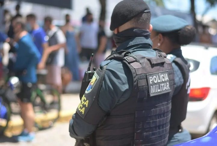 Adolescente é morto a facadas e dois suspeitos são presos
