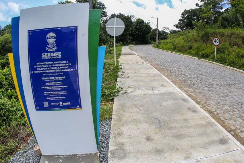População celebra fé e transformação com inauguração