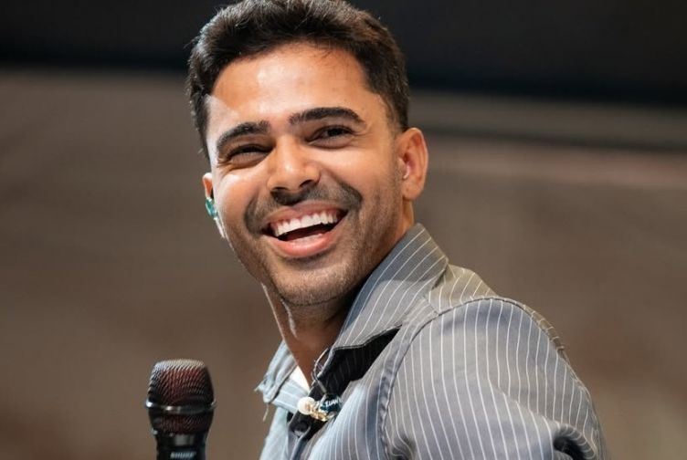 Luanzinho Moraes gravar DVD na Praça Fausto Cardoso nesta quinta