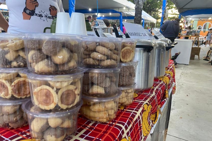 Feirinha do Siqueira Campos leva artesanato e gastronomia