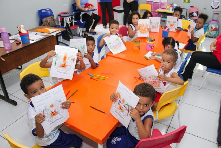 Concurso de Artes mobiliza escolas municipais de Aracaju