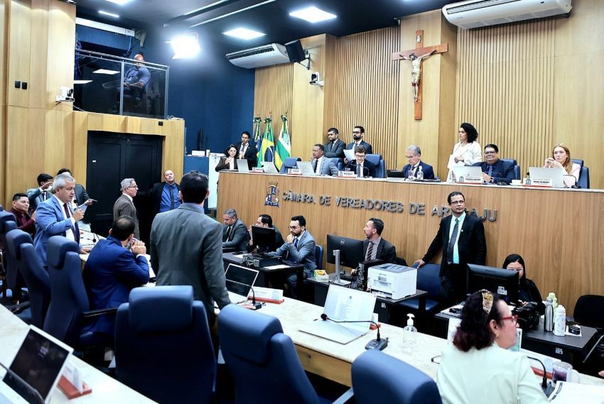 Câmara aprova projetos de reajuste e valorização de diversas categorias