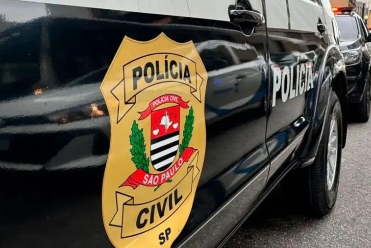 Operação em SP investiga ONG da produtora do filme sobre Bolsonaro