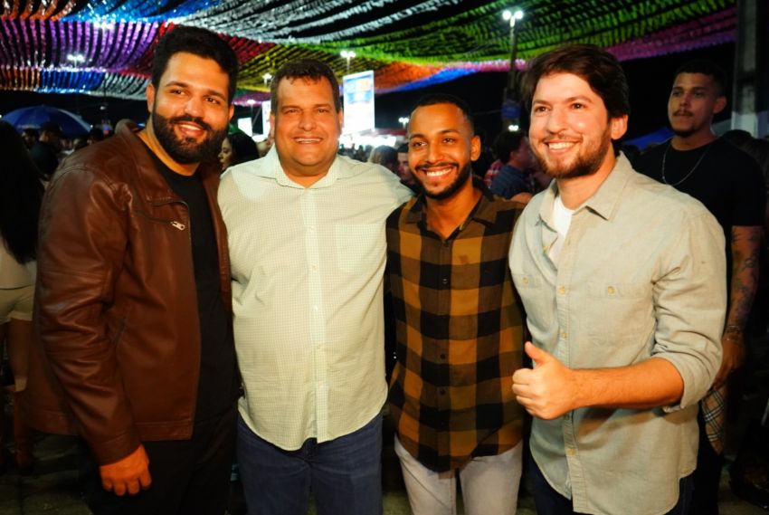 Cláudio Mitidieri participa da Salva Junina em Estância