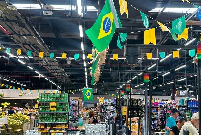Supermercados apostam em consumo temático da Copa do Mundo e projeta alta nas vendas
