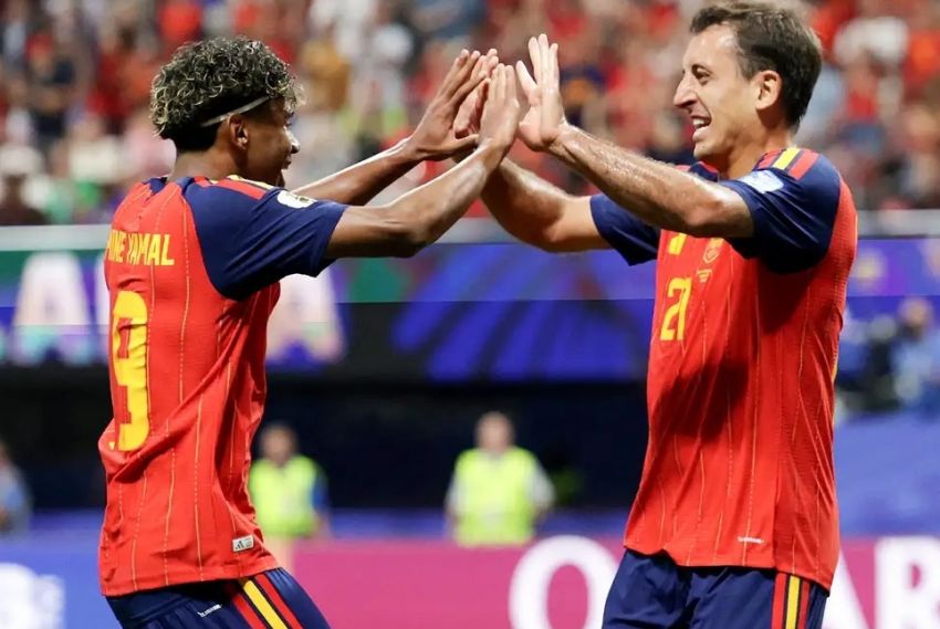 Espanha desencanta e vence a 1ª na Copa goleando a Arábia Saudita