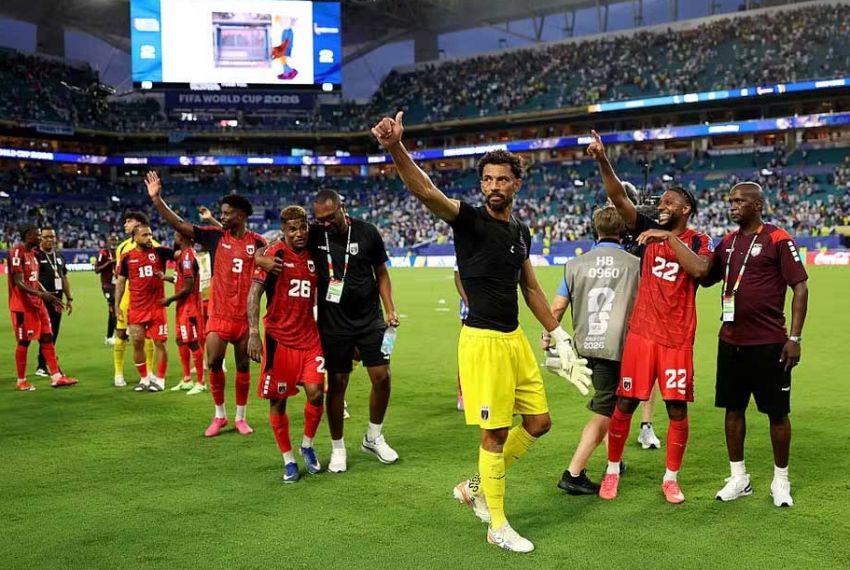 Cabo Verde dá volta olímpica em estádio após empate com Uruguai